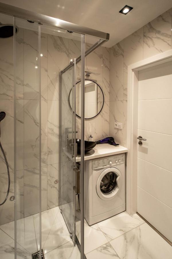 Colorful Day In Prague Design Apartments Extérieur photo