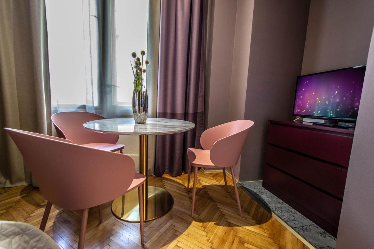 Colorful Day In Prague Design Apartments Extérieur photo