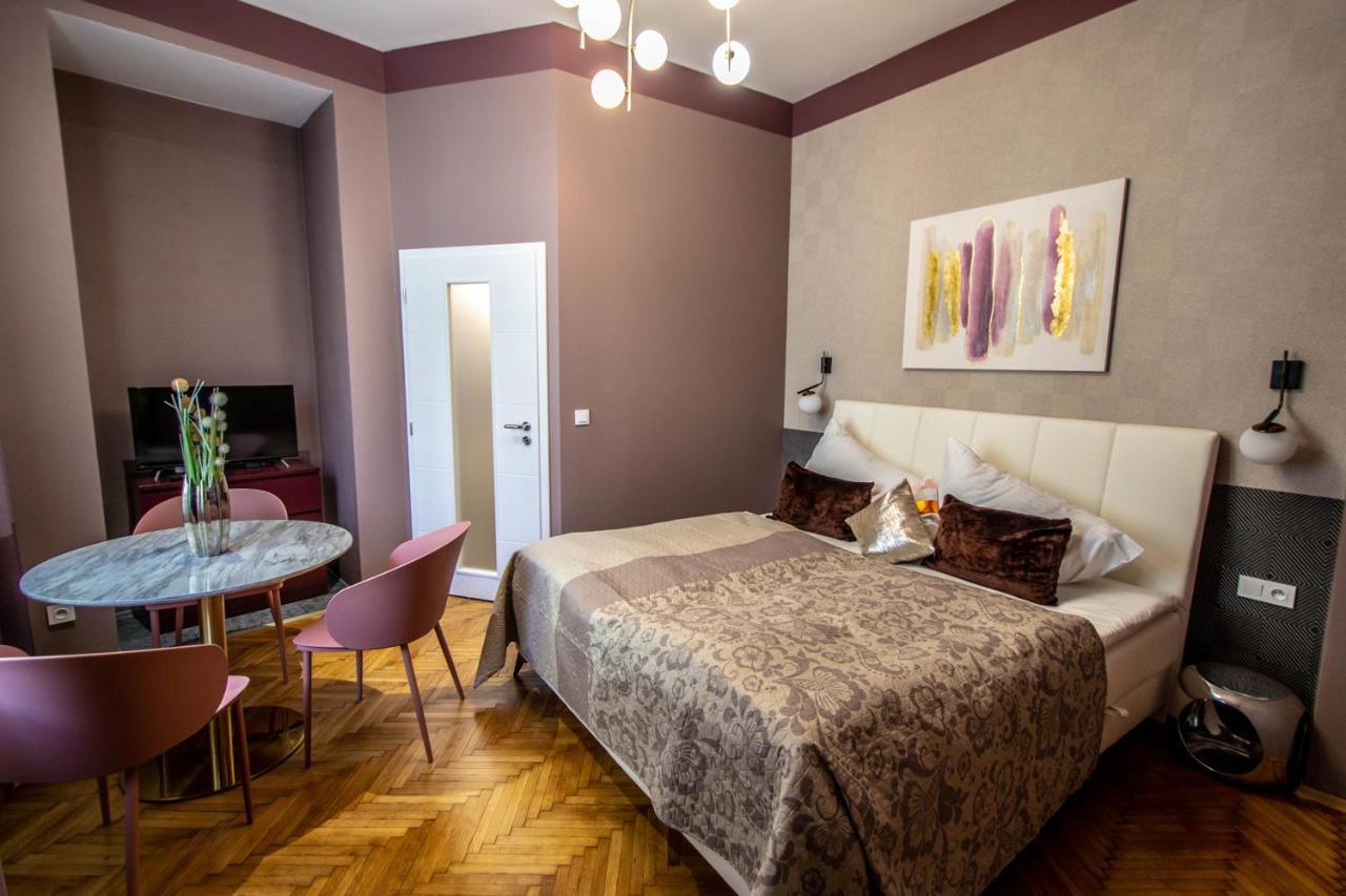 Colorful Day In Prague Design Apartments Extérieur photo